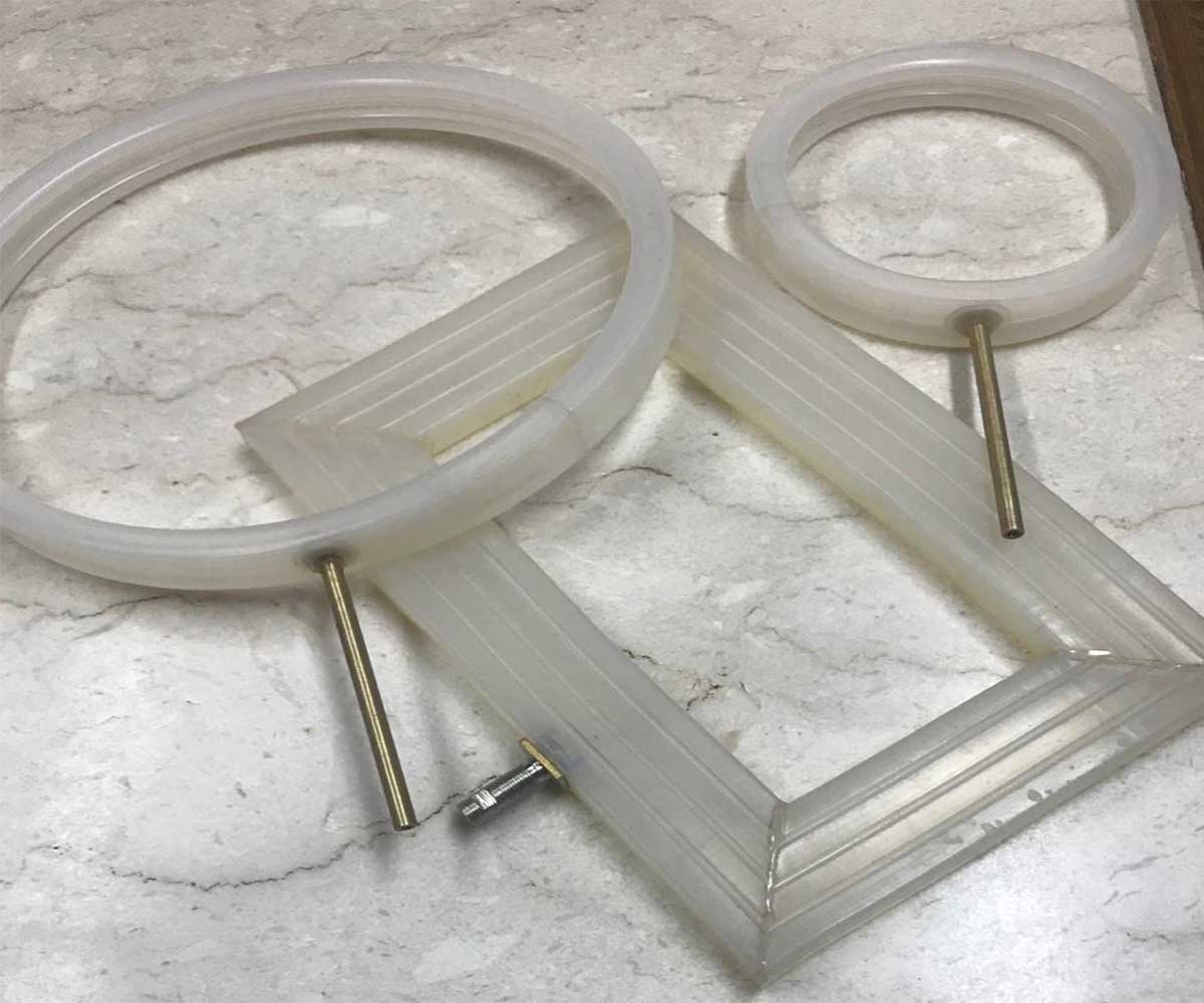 Inflatable Seal Ring For Port Holes